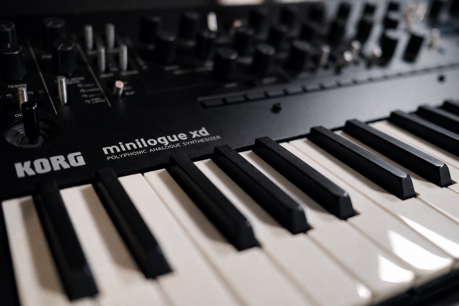 Korg Synthesizer im Studio